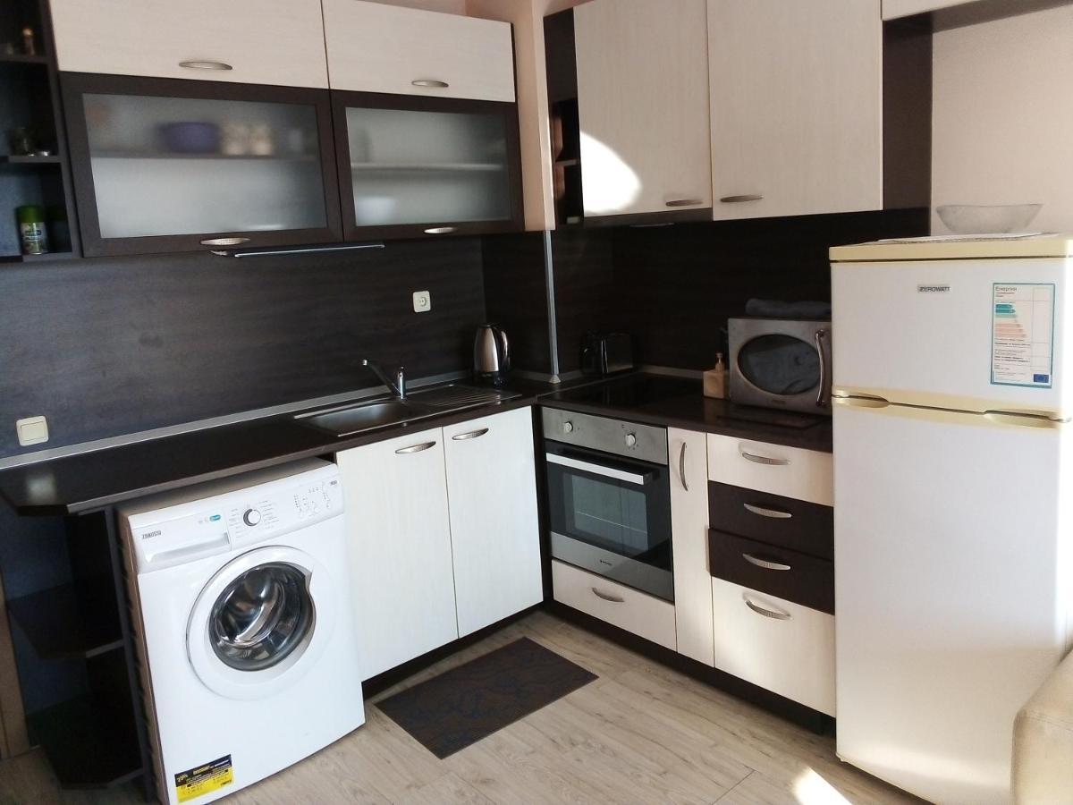 Ferienwohnung Апартамент Зорница Burgas City Exterior foto