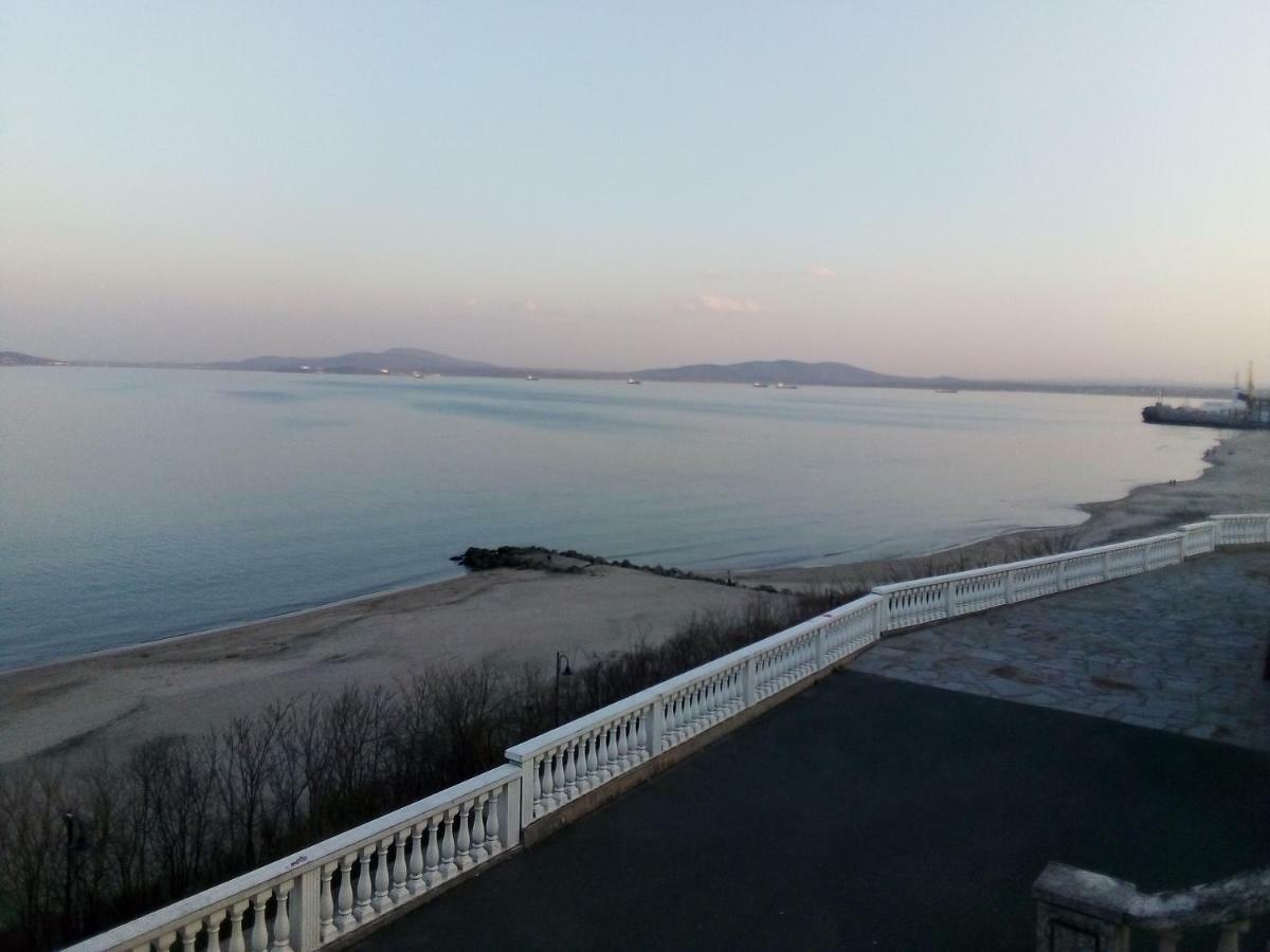 Ferienwohnung Апартамент Зорница Burgas City Exterior foto
